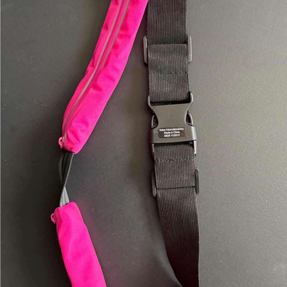 Vivitar Sport Belt Pink and Black